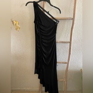 Black one sleeve stretchy dress
